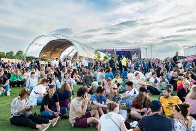 Suikerrock sfeer, picture 5, photographed by Dorien Goetschalckx - FrontView Magazine