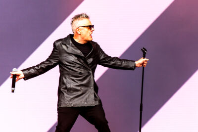 Arbeid Adelt @ Lokerse Feesten, picture 11, photographed by Luc Klinckaert - FrontView Magazine