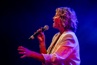 Barbara Dex @ Beleuvenissen, picture 3, photographed by Jürgen Bruynooghe - FrontView Magazine