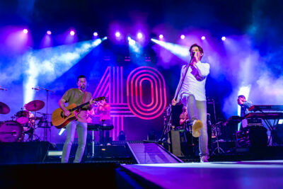 Clouseau @ Suikerrock, picture 9, photographed by Peter Smet - FrontView Magazine
