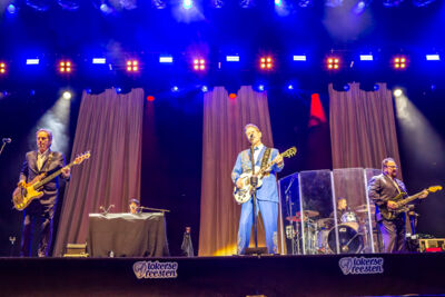 Chris Isaak @ Lokerse Feesten, foto 1, foto's door Edwin Houdevelt - FrontView Magazine
