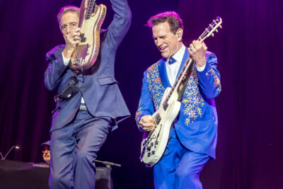 Chris Isaak @ Lokerse Feesten, foto 15, foto's door Edwin Houdevelt - FrontView Magazine