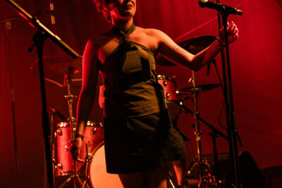 Kaat Van Stralen @ Beleuvenissen, picture 10, photographed by Jürgen Bruynooghe - FrontView Magazine