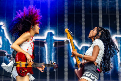 Nova Twins @ Lokerse Feesten, picture 6, photographed by Dorien Goetschalckx - FrontView Magazine