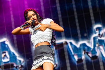 Nova Twins @ Lokerse Feesten, picture 9, photographed by Dorien Goetschalckx - FrontView Magazine