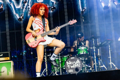 Nova Twins @ Lokerse Feesten, picture 12, photographed by Dorien Goetschalckx - FrontView Magazine