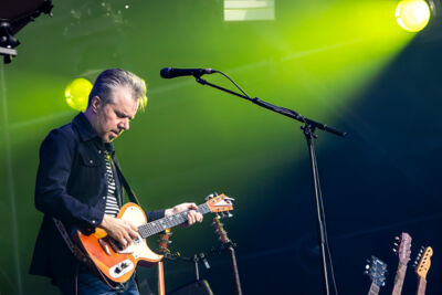 Richard Hawley @ Lokerse Feesten 2024, foto 9, foto's door Edwin Houdevelt - FrontView Magazine