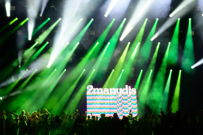 2manydjs @ Lokerse Feesten, picture 9, photographed by Gert Daemen - FrontView Magazine