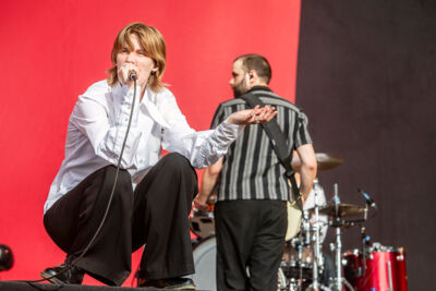 Whispering Sons @ Lokerse Feesten 2024, picture 4, photographed by Edwin Houdevelt - FrontView Magazine