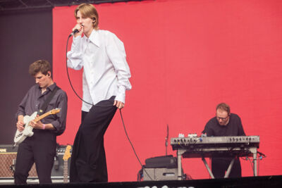 Whispering Sons @ Lokerse Feesten 2024, picture 20, photographed by Edwin Houdevelt - FrontView Magazine