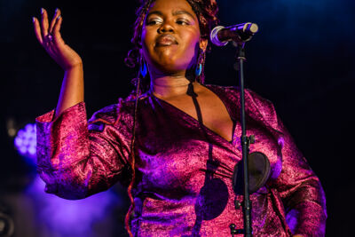 Oriana Ikomo @ Beleuvenissen, picture 16, photographed by Jürgen Bruynooghe - FrontView Magazine