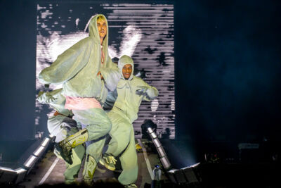 Oscar and The Wolf @ Lokerse Feesten, picture 5, photographed by Luc Klinckaert - FrontView Magazine