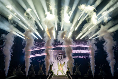 Oscar and The Wolf @ Lokerse Feesten, picture 9, photographed by Luc Klinckaert - FrontView Magazine