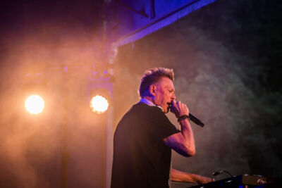2 Fabiola & Pat Krimson @ Parkies Sint-Niklaas, picture 10, photographed by Danny Wagemans - FrontView Magazine