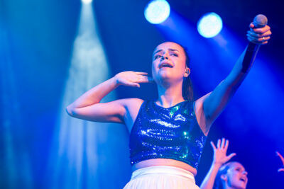 K3 @ Rijvers Festival 2024, picture 14, photographed by Dimitri Vanlommel - FrontView Magazine