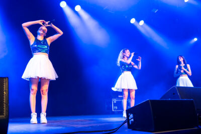 K3 @ Rijvers Festival 2024, picture 16, photographed by Dimitri Vanlommel - FrontView Magazine