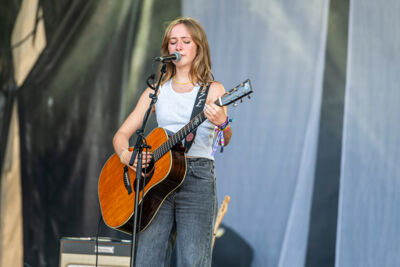 Ise @ Rijvers Festival 2024, picture 5, photographed by Dimitri Vanlommel - FrontView Magazine