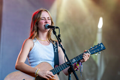 Ise @ Rijvers Festival 2024, picture 8, photographed by Dimitri Vanlommel - FrontView Magazine