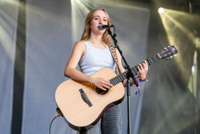 Ise @ Rijvers Festival 2024, picture 21, photographed by Dimitri Vanlommel - FrontView Magazine