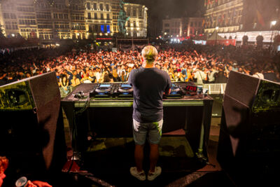 DJ F.R.A.N.K @ Bollekesfeesten Antwerpen, foto 9, foto's door Dimitri Vanlommel - FrontView Magazine