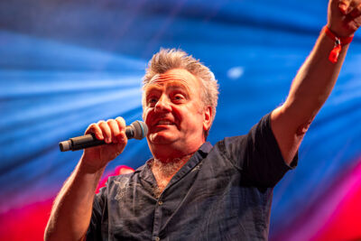 Ivan Pecnik @ Vlaanderen Zingt - Bollekesfeesten Antwerpen, picture 2, photographed by Youri Vanlommel - FrontView Magazine