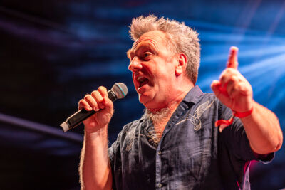 Ivan Pecnik @ Vlaanderen Zingt - Bollekesfeesten Antwerpen, picture 3, photographed by Youri Vanlommel - FrontView Magazine