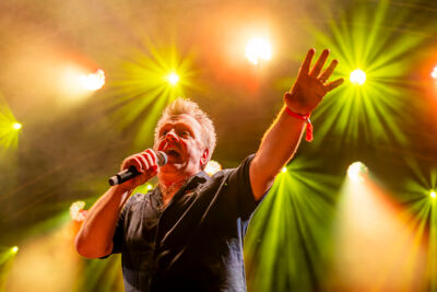 Ivan Pecnik @ Vlaanderen Zingt - Bollekesfeesten Antwerpen, picture 6, photographed by Youri Vanlommel - FrontView Magazine
