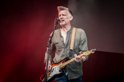 Red Red @ Fonnefeesten 2024, picture 6, photographed by Danny Wagemans - FrontView Magazine