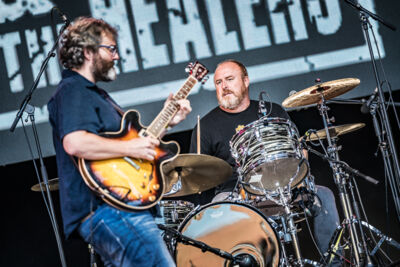 Fred and the Healers @ Fonnefeesten 2024, foto 10, foto's door Danny Wagemans - FrontView Magazine