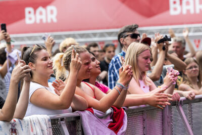 SHY @ Bollekesfeesten 2024, picture 19, photographed by Marc Verdonck - FrontView Magazine