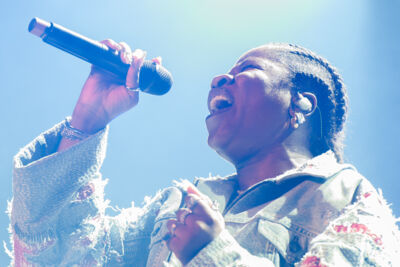 Coely @ Rijvers Festival 2024, picture 5, photographed by Jurgen Van De Maele - FrontView Magazine