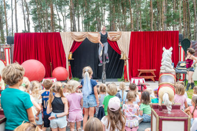 Sfeerbeelden dag 4 @ Rijvers Festival 2024, picture 30, photographed by Dimitri Vanlommel - FrontView Magazine