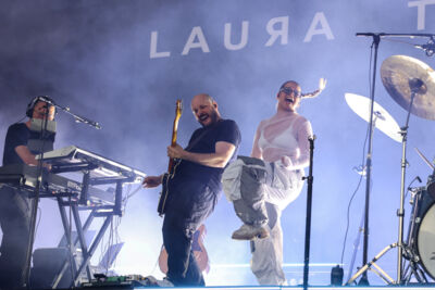 Laura Tesoro @ Beveren buiten, picture 2, photographed by Peter Casie - FrontView Magazine