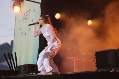 Laura Tesoro @ Beveren buiten, picture 5, photographed by Peter Casie - FrontView Magazine