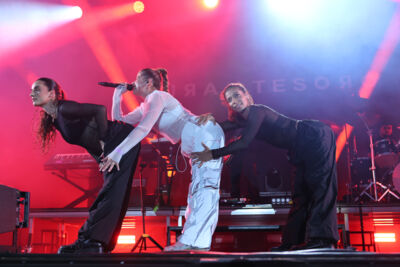 Laura Tesoro @ Beveren buiten, picture 23, photographed by Peter Casie - FrontView Magazine