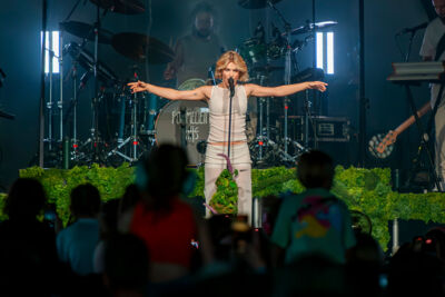 Pommelien Thijs @ Rijvers Festival 2024, picture 23, photographed by Dimitri Vanlommel - FrontView Magazine