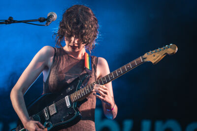 Kids With Buns @ Maanrock 2024, foto 13, foto's door Jelle Meersschaut - FrontView Magazine