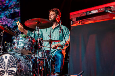 The Teskey Brothers @ OLT Rivierenhof, picture 4, photographed by Peter Smet - FrontView Magazine