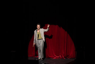 Bent Van Looy in Koor @ Stadsschouwburg Antwerpen, foto 9, foto's door David Johnson - FrontView Magazine