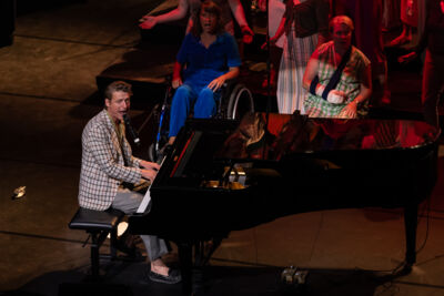 Bent Van Looy in Koor @ Stadsschouwburg Antwerpen, foto 17, foto's door David Johnson - FrontView Magazine