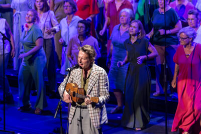 Bent Van Looy in Koor @ Stadsschouwburg Antwerpen, foto 25, foto's door David Johnson - FrontView Magazine