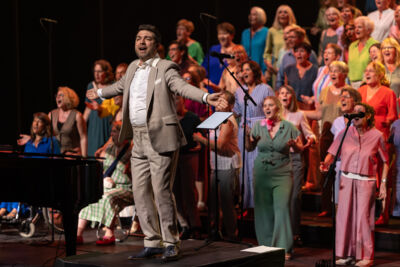 Bent Van Looy in Koor @ Stadsschouwburg Antwerpen, foto 39, foto's door David Johnson - FrontView Magazine