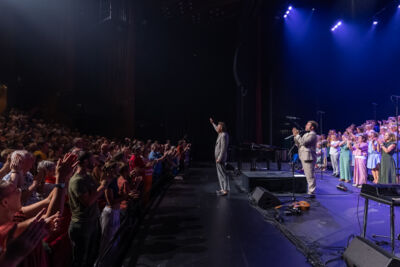 Bent Van Looy in Koor @ Stadsschouwburg Antwerpen, foto 47, foto's door David Johnson - FrontView Magazine