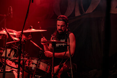 Bark! @ de casino, foto 15, foto's door Peter Casie - FrontView Magazine