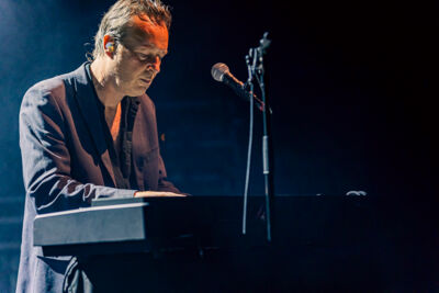Peter Alexander Jobson @ Cirque Royal, foto 1, foto's door Peter Smet - FrontView Magazine