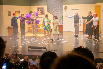 Première voor hetzelfde geld @ Het farcetheater, picture 18, photographed by Jurgen Van De Maele - FrontView Magazine