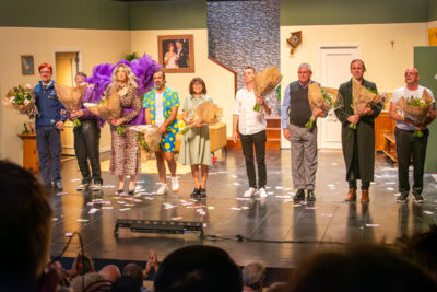Première voor hetzelfde geld @ Het farcetheater, picture 19, photographed by Jurgen Van De Maele - FrontView Magazine