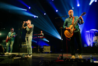 K's Choice 30th Anniversary @ La condition publique, foto 2, foto's door Anais Callens - FrontView Magazine