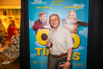 Première Oldtimers @ Fakkeltheater Antwerpen, foto 5, foto's door Dimitri Vanlommel - FrontView Magazine