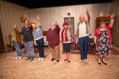 Première Oldtimers @ Fakkeltheater Antwerpen, foto 13, foto's door Dimitri Vanlommel - FrontView Magazine